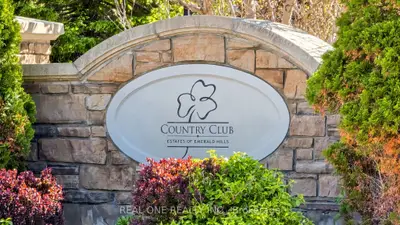 58 Emerald Hts Drive, Whitchurch-stouffville, On L4a 0c8
