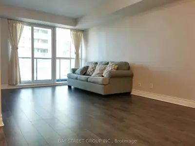 Condo Apartment in Markham