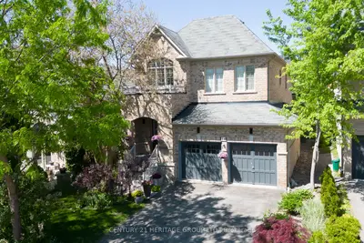 Detached in Vaughan