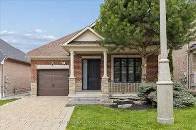 27 Butterwood Lane, Whitchurch-stouffville, On L4a 0m7