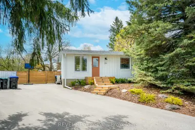 29 Greenaway Street, New Tecumseth, On L0g 1w0