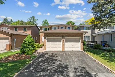 Detached in Richmond Hill