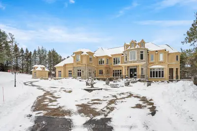 8 Elia Drive, Whitchurch-stouffville, On L4a 7x5