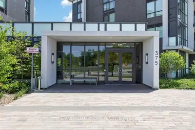 Condo Apartment in Innisfil