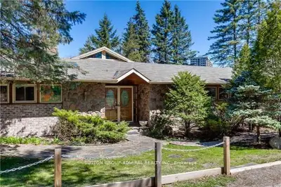 18 Mill Street, Vaughan, On L4j 8c5