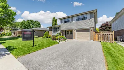 Detached in Aurora