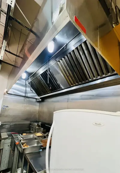 7181 Yonge Street 243, Markham, On L3t 0c7