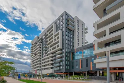 Condo Apartment in Markham