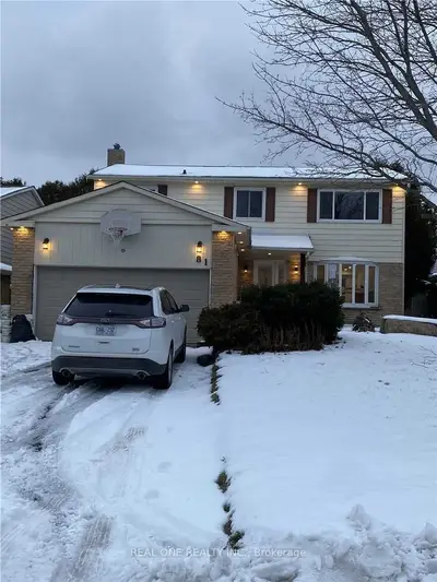 Detached in Newmarket