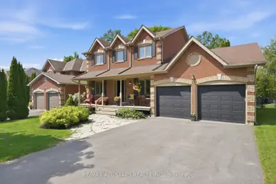 Detached in Uxbridge