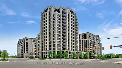 Condo Apartment in Markham