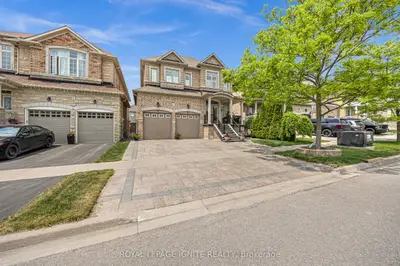 Detached in Whitchurch-Stouffville