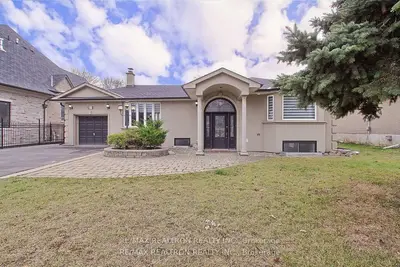 31 Goodman Crescent Bsmnt B, Vaughan, On L6a 1e8