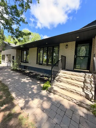22305 Kennedy Road, East Gwillimbury, On L0g 1r0