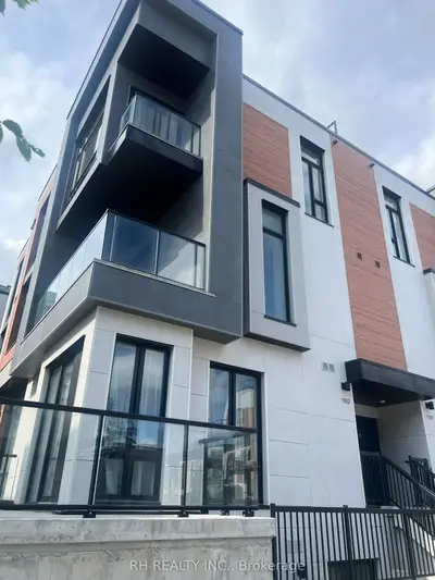 Condo Townhouse in Richmond Hill