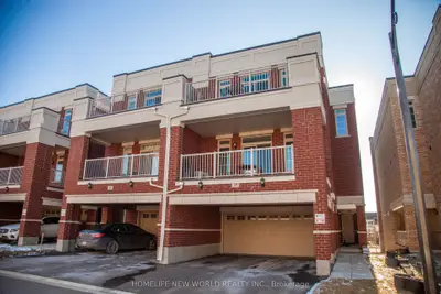 Att/Row/Townhouse in Markham
