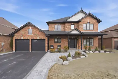 Detached in Uxbridge