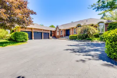 Detached in Aurora