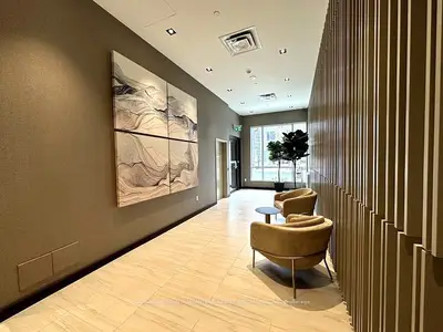 Condo Apartment in Vaughan