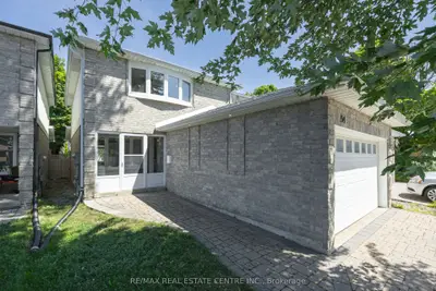 Detached in Richmond Hill