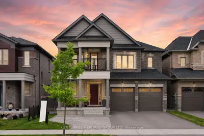 Detached in East Gwillimbury