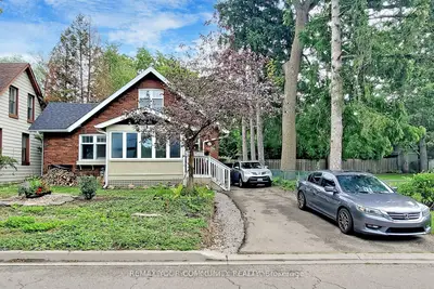 Detached in Aurora
