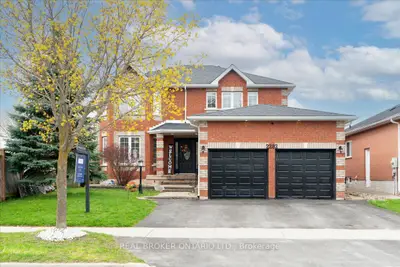 Detached in Innisfil