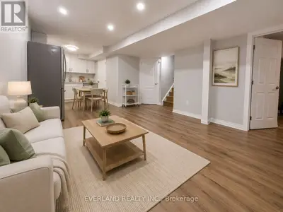 4 Shell Court Basement, Richmond Hill, On L4s 0b1