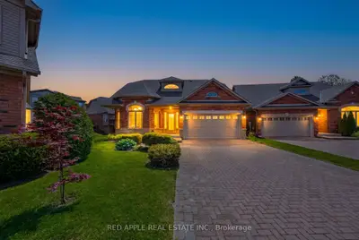 Detached Condo in New Tecumseth