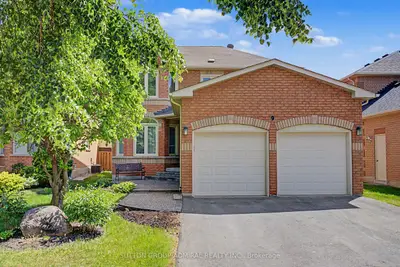 Detached in Vaughan