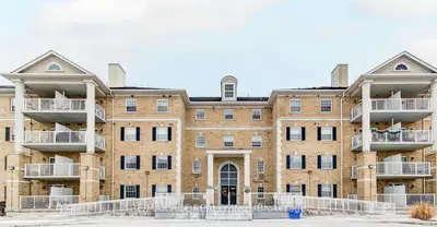 Condo Apartment in Markham