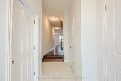 43 Seedling Crescent, Whitchurch-stouffville, On L4a 4v5