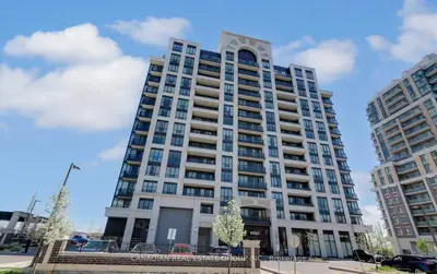 Condo Apartment in Markham