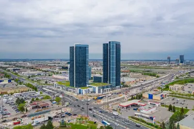 Condo Apartment in Vaughan