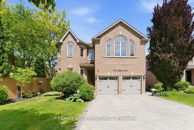 Detached in Vaughan