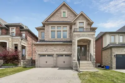 Detached in Vaughan