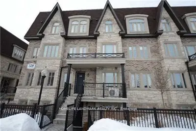 Condo Townhouse in Markham