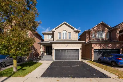 Detached in Vaughan