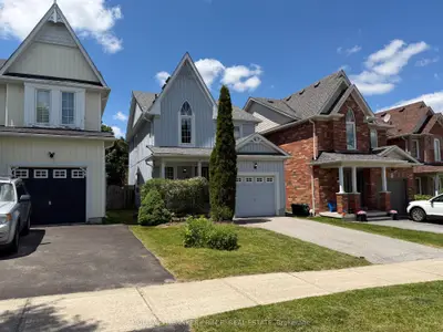 Detached in East Gwillimbury