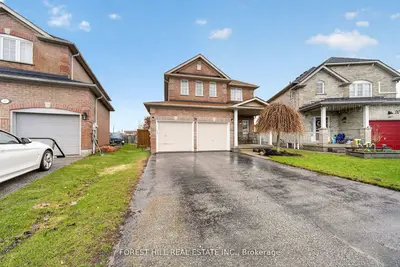Detached in Georgina