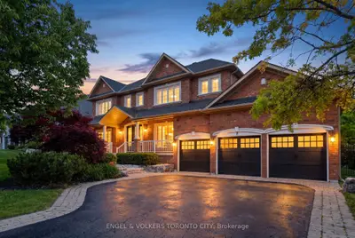 Detached in Aurora