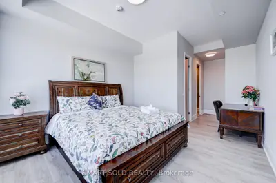 12 Gandhi Lane A 3607, Markham, On L3t 0g8