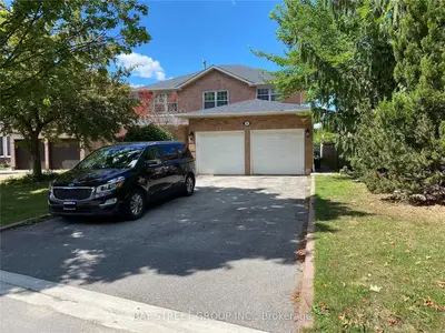 Detached in Richmond Hill