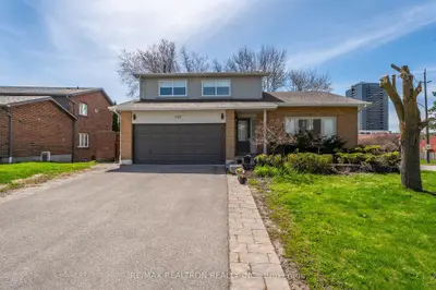 Detached in Newmarket