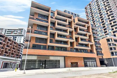 38 Simcoe Promenade C909, Markham, On L6g 0h7