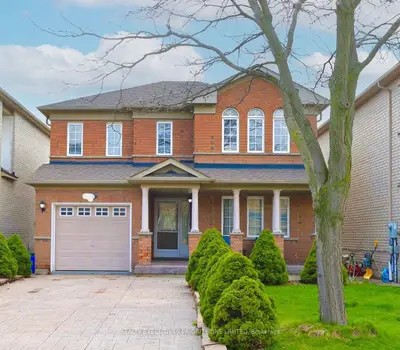 Detached in Vaughan