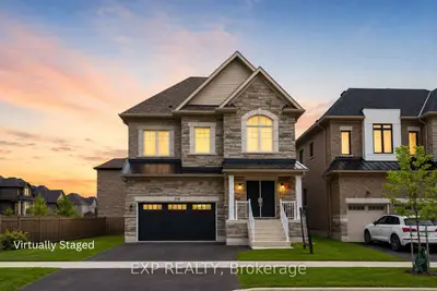 Detached in Richmond Hill