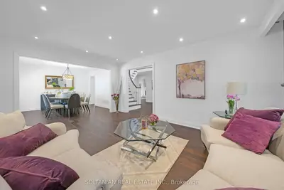 Detached in Vaughan