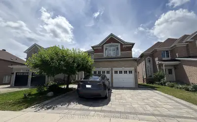 Detached in Richmond Hill