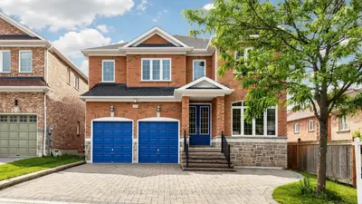 Detached in Newmarket